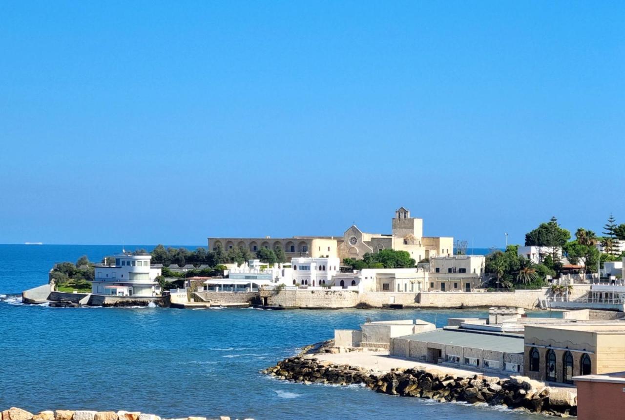 Casa Vacanze Cristoforo Colombo Holiday Trani Esterno foto