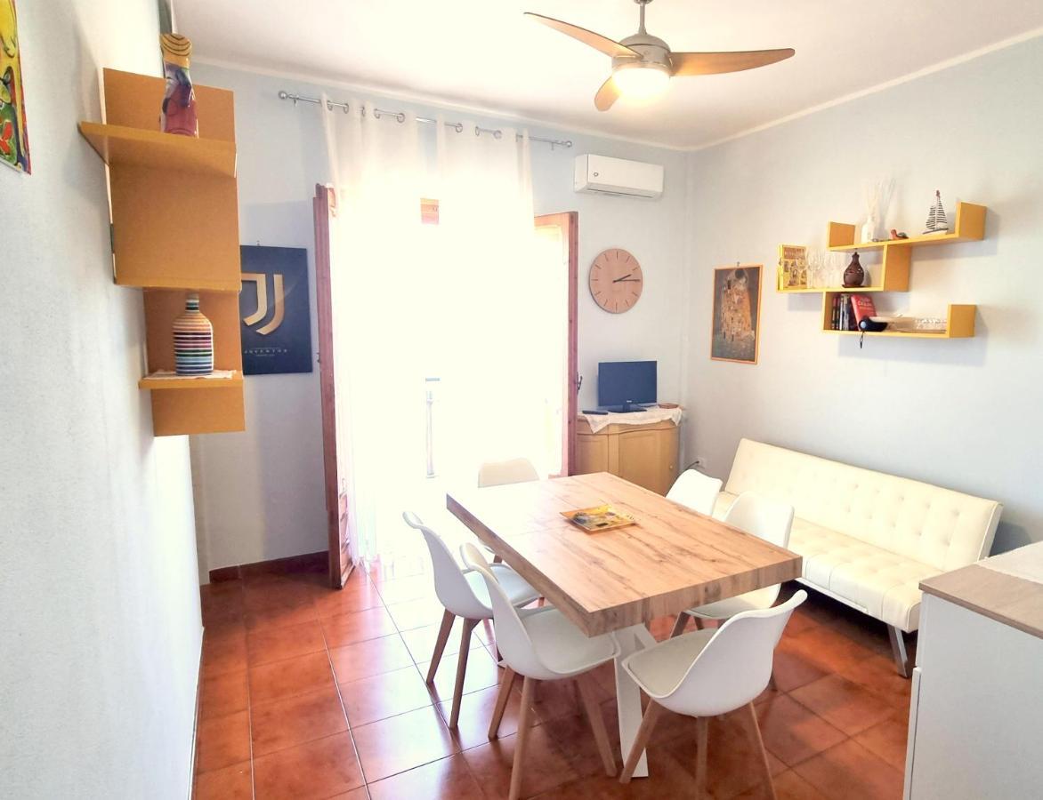 Casa Vacanze Cristoforo Colombo Holiday Trani Esterno foto