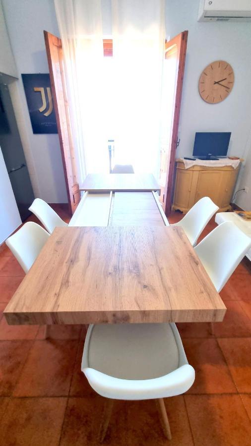 Casa Vacanze Cristoforo Colombo Holiday Trani Esterno foto