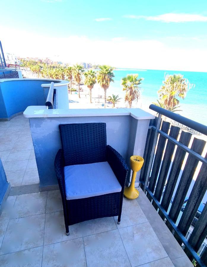 Casa Vacanze Cristoforo Colombo Holiday Trani Esterno foto