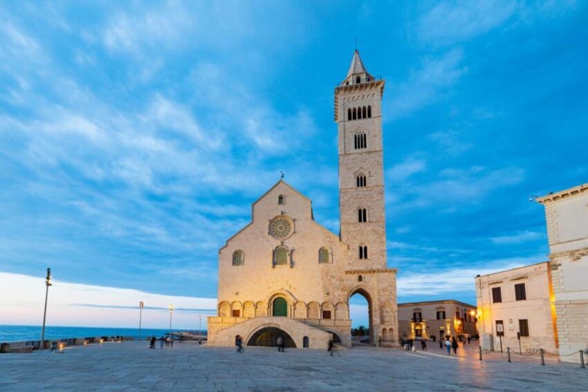 Casa Vacanze Cristoforo Colombo Holiday Trani Esterno foto